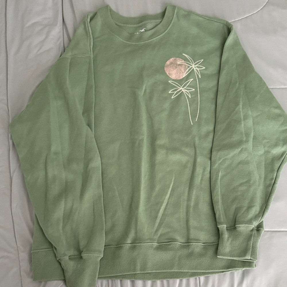 Hollister green crewneck sweatshirt island waves